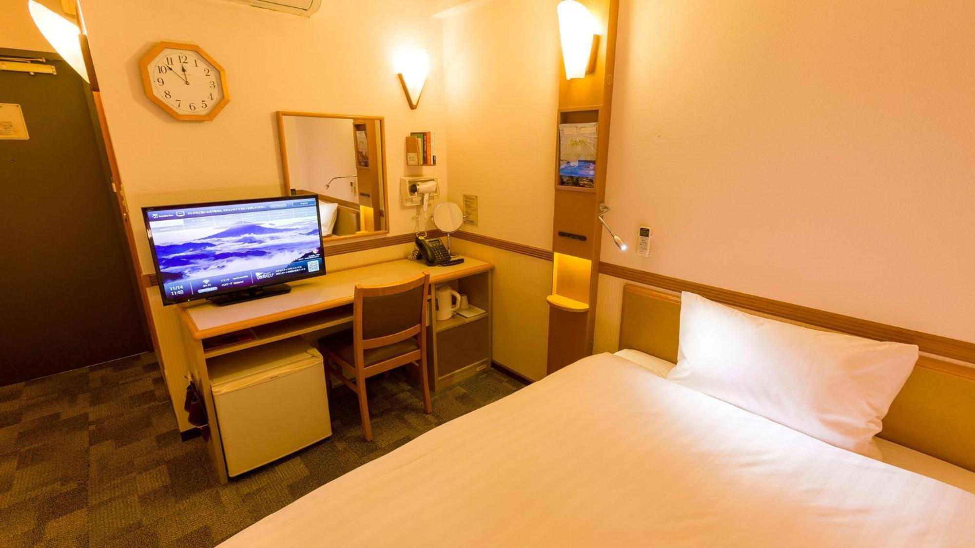 Toyoko Inn Kanda Akihabara Tokio Habitación foto
